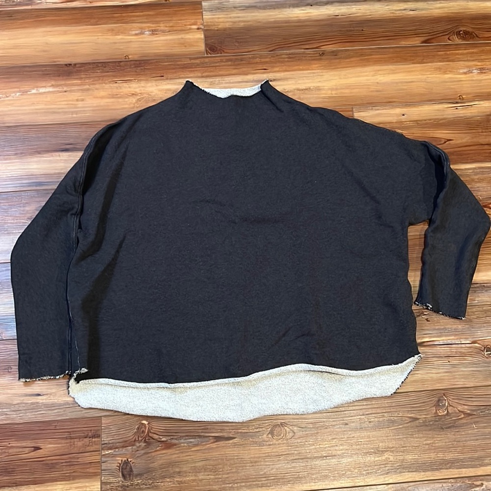 Frank Eileen, Anna caplet sweatshirt two tone, Medium.